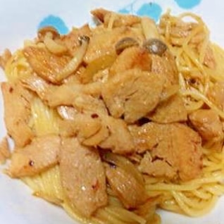 焼肉のたれでできる！鶏肉とキノコのパスタ